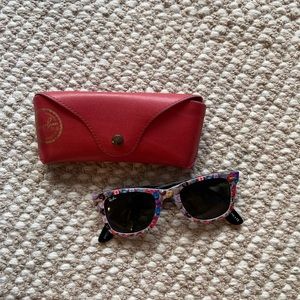 Ray Ban sunglasses special series #4 wayfarer